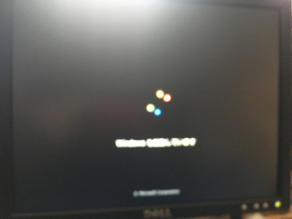 Windows 7ファクトリーリセット　成功の兆し