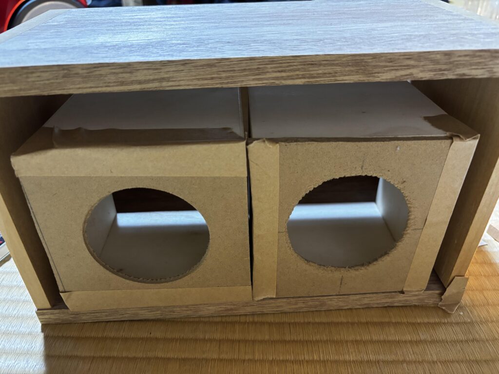 自作ドックスピーカーボックス初期状態