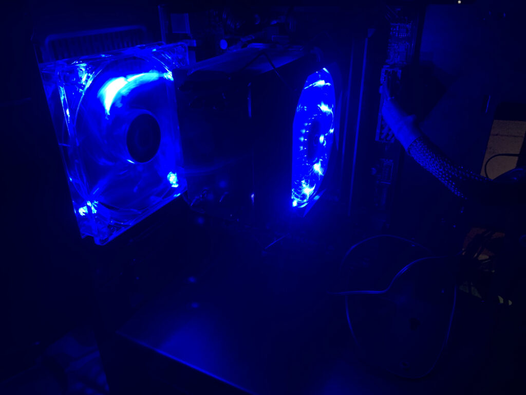 intel 第9世代PC Linuxで光らせている頃