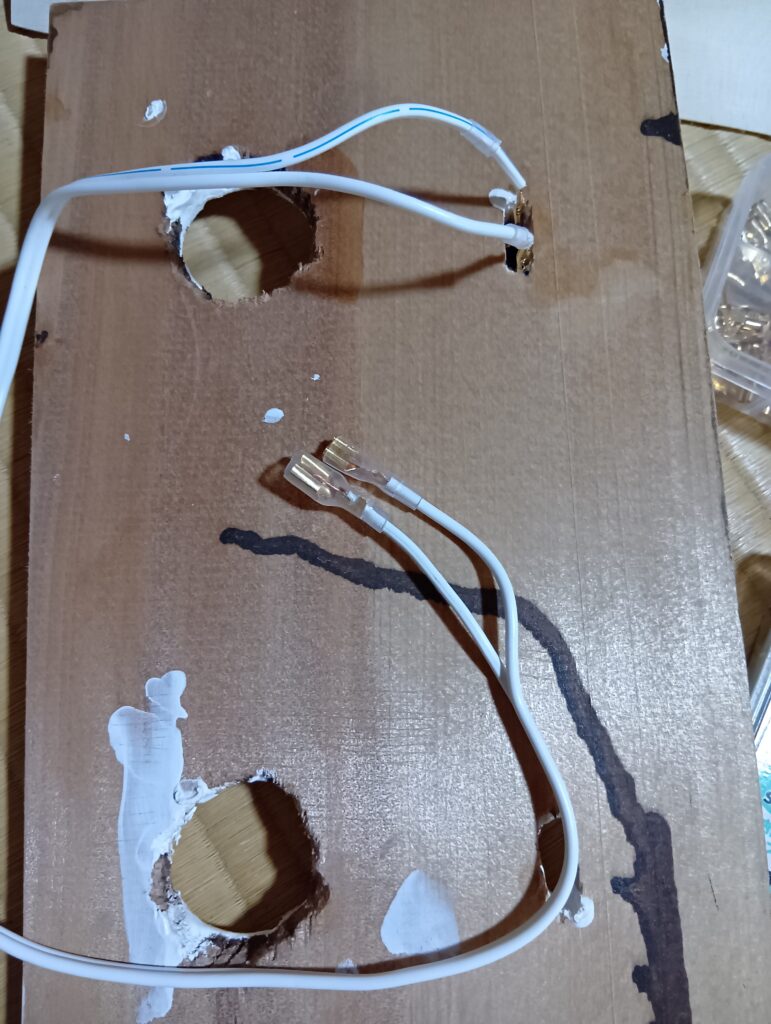 スピーカーボックス内部配線をDIY